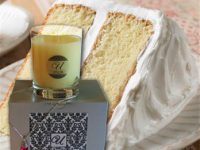Cake jewelry candle